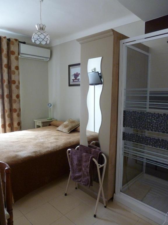 Hotel De Verdun 2*